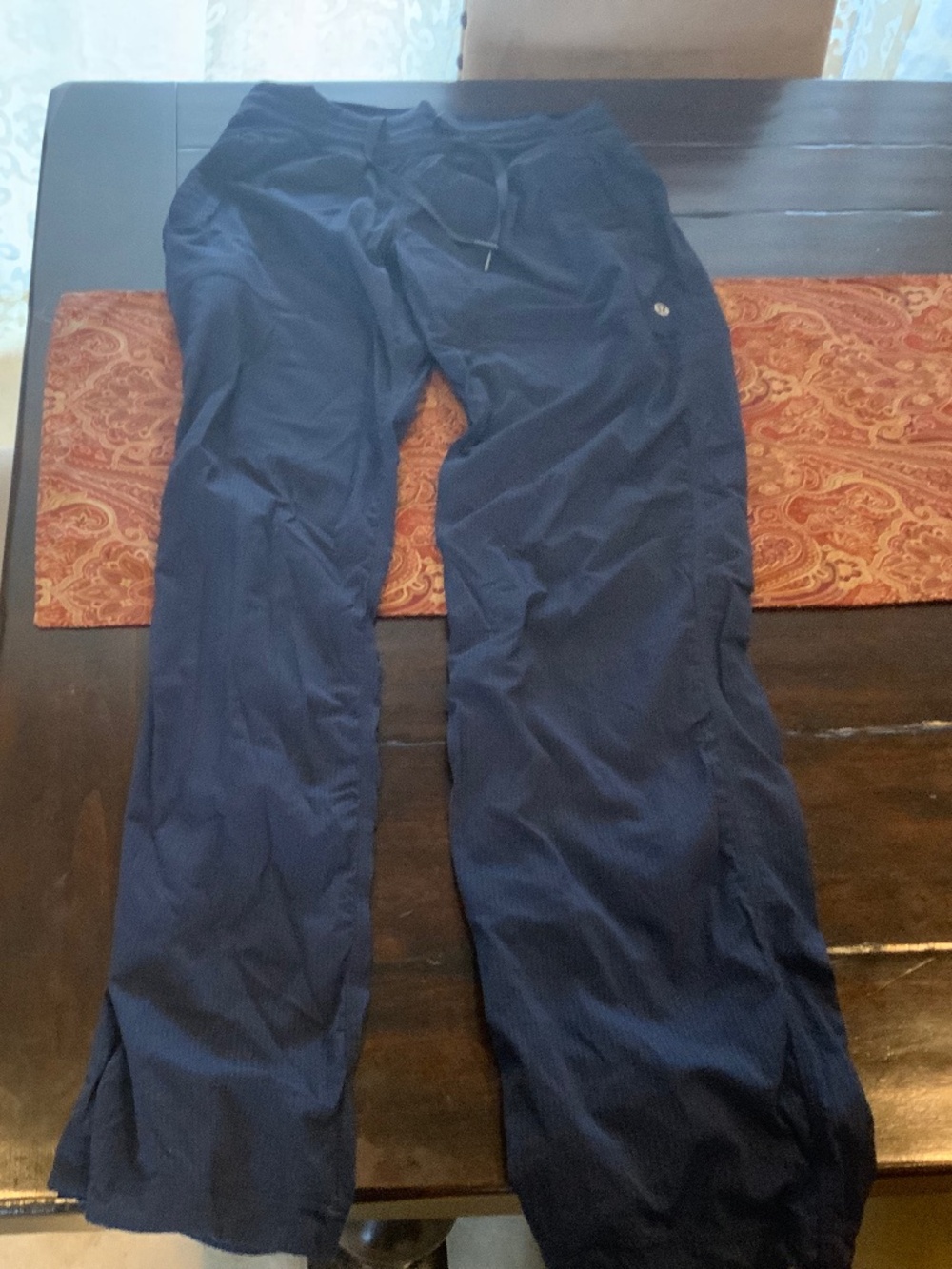 Lululemon Dance Studio navy Mid-Rise Pants, Size 4 reg, worn once, MSRP$128, HTF